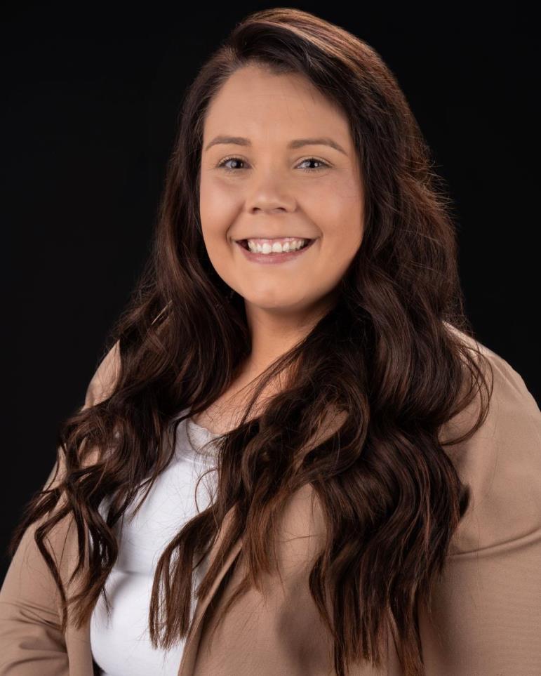 Headshot of Angela Bloss